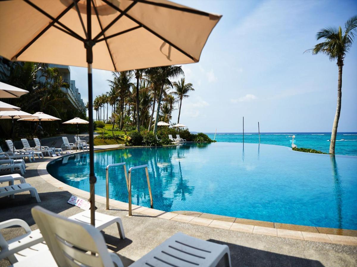 Palace In Moon Beach Onna Exterior foto