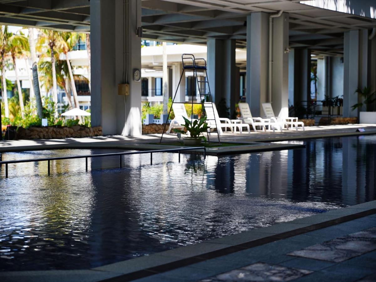 Palace In Moon Beach Onna Exterior foto